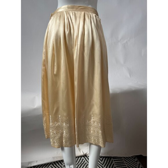 Vintage Levante Womens Silk Embroidered Midi Skirt Size 14 Cream Made In China - Picture 16 of 16